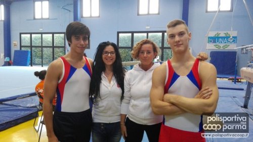 Fabio e Jacopo con le allenatrici Giovanna e Dainerys